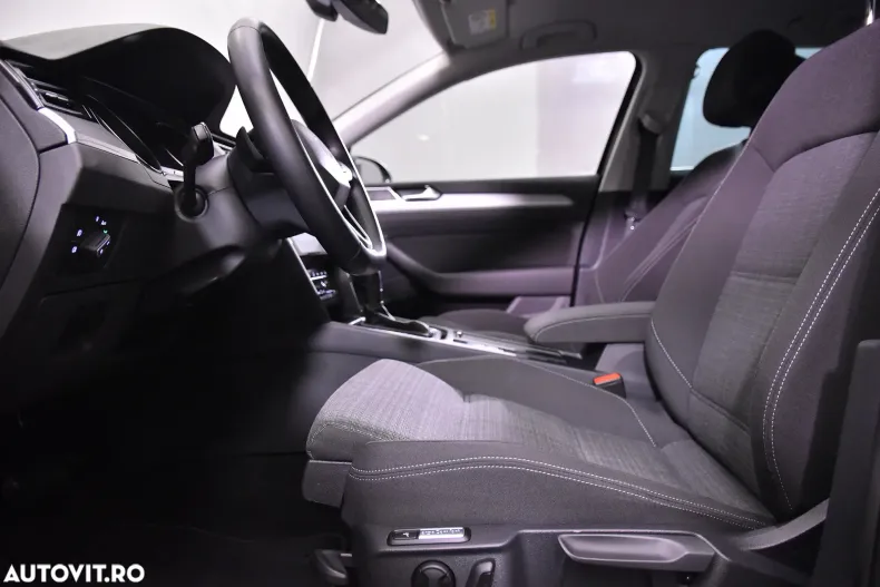 Volkswagen Passat din 2021 cu 113.661 km - oferta VOL176152 - foto 24