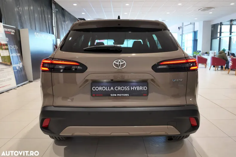 Toyota Corolla Cross din 2025 cu 800 km - oferta TOY176159 - foto 5