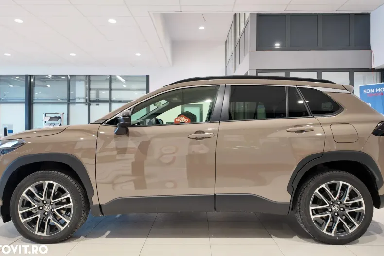 Toyota Corolla Cross din 2025 cu 800 km - oferta TOY176159 - foto 7
