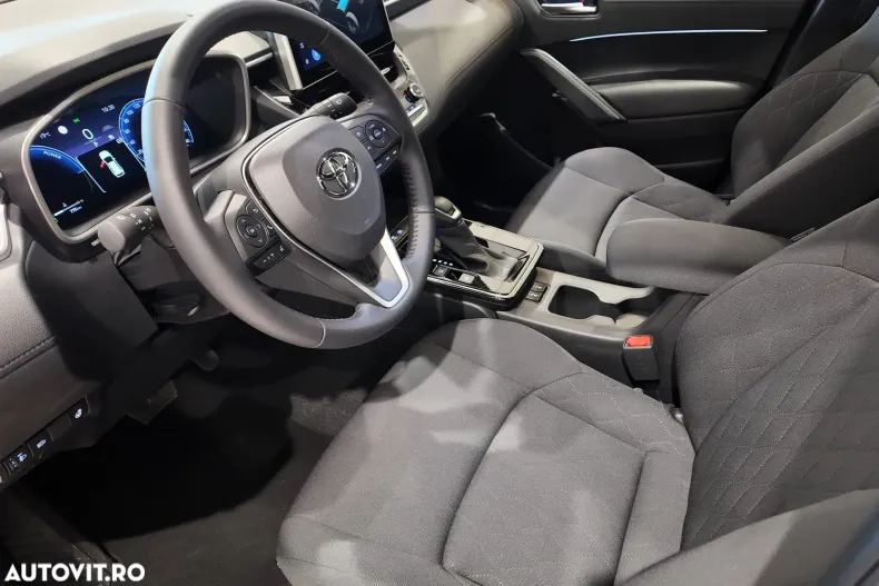 Toyota Corolla Cross din 2025 cu 800 km - oferta TOY176159 - foto 10