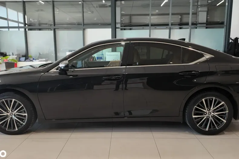 Lexus Seria ES din 2022 cu 110.800 km - oferta LEX176160 - foto 7