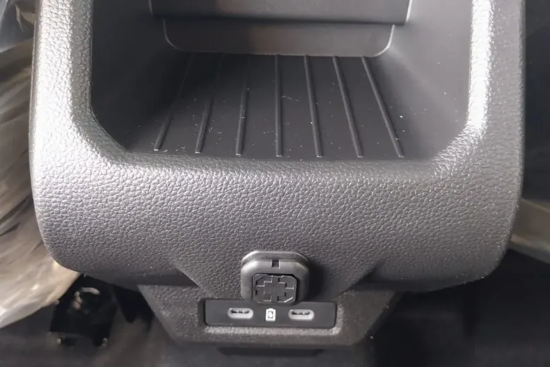 Dacia Duster din 2024 cu 6 km - oferta DAC176170 - foto 12