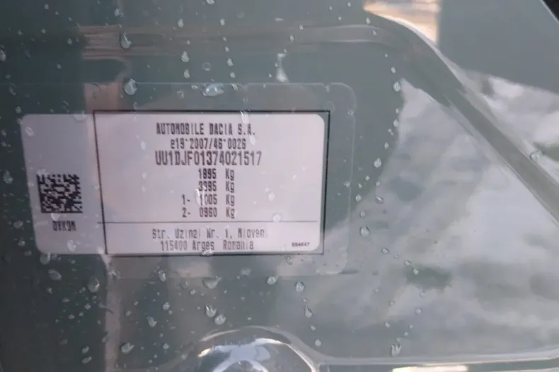 Dacia Duster din 2024 cu 6 km - oferta DAC176170 - foto 21