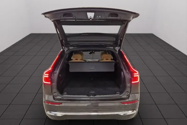 Volvo XC60 din 2022 cu 103.826 km - oferta VOL176175 - foto 7