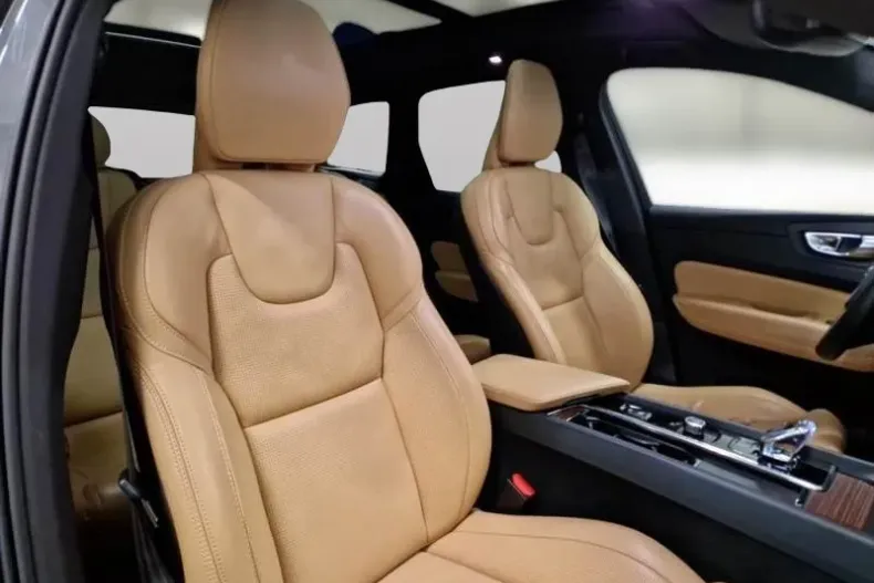 Volvo XC60 din 2022 cu 103.826 km - oferta VOL176175 - foto 8