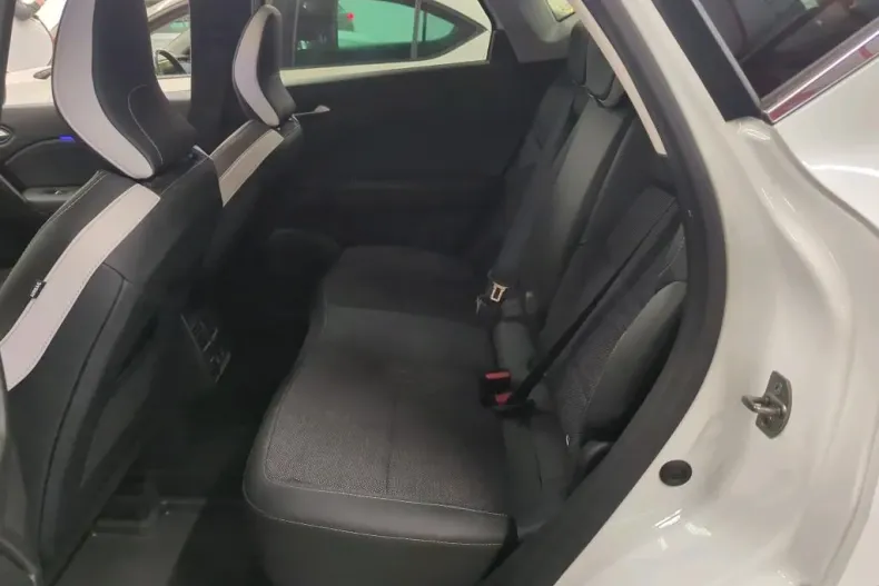 Renault Captur din 2023 cu 32.838 km - oferta REN176180 - foto 6