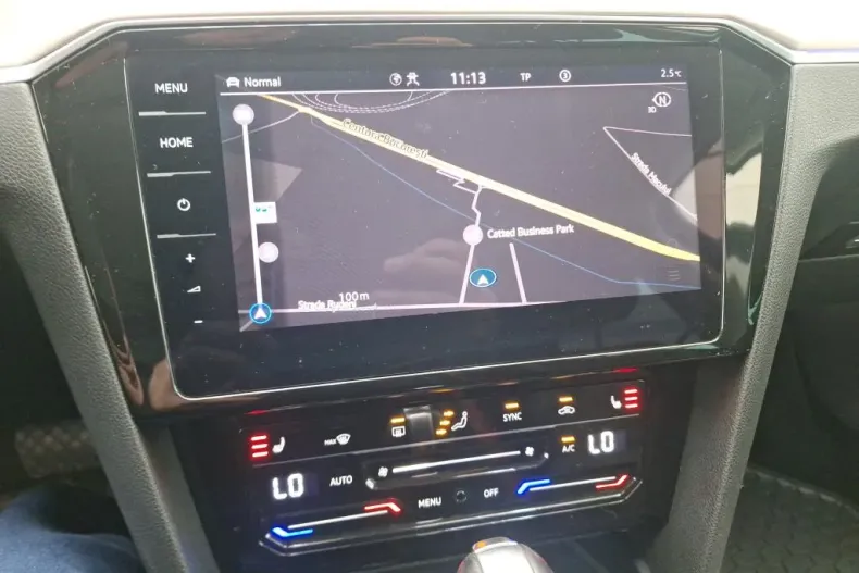 Volkswagen Passat din 2021 cu 74.892 km - oferta VOL176181 - foto 5