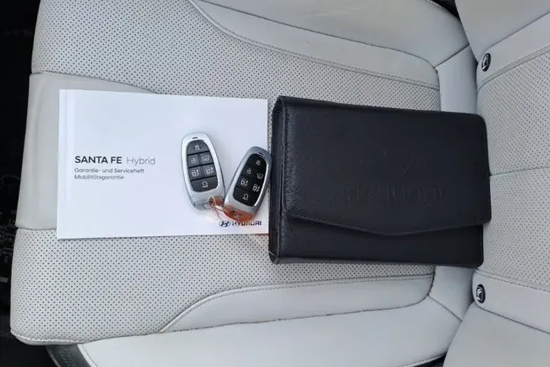 Hyundai SANTA FE din 2022 cu 84.217 km - oferta HYU176182 - foto 10