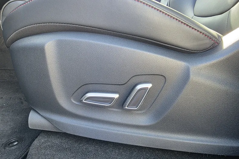 MG EHS din 2023 cu 1 km - oferta MG0176189 - foto 7