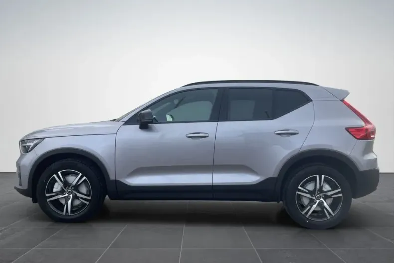 Volvo XC40 din 2025 cu 1 km - oferta VOL176192 - foto 2
