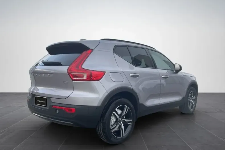 Volvo XC40 din 2025 cu 1 km - oferta VOL176192 - foto 5