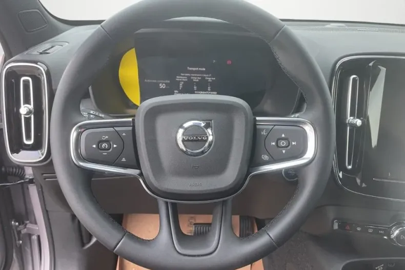 Volvo XC40 din 2025 cu 1 km - oferta VOL176192 - foto 9