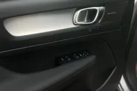 Volvo XC40 din 2025 cu 1 km - oferta VOL176192 - foto 11