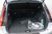 Volvo XC40 din 2024 cu 8.300 km - oferta VOL176193 - foto 6