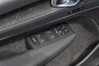 Volvo XC40 din 2024 cu 8.300 km - oferta VOL176193 - foto 16