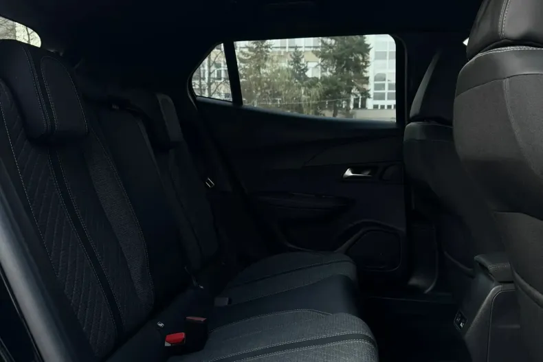 Peugeot 2008 din 2024 cu 37.000 km - oferta PEU176198 - foto 12