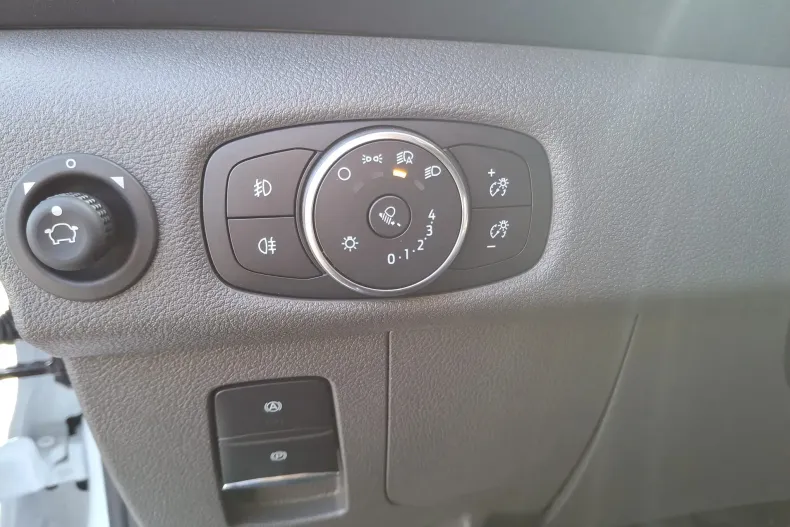 Ford Transit din 2025 cu 10 km - oferta FOR176199 - foto 13