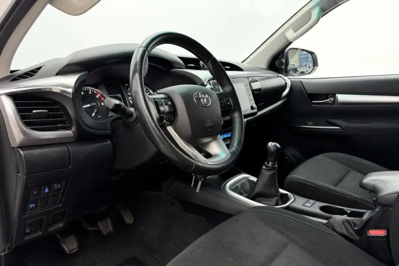 Toyota Hilux din 2021 cu 76.500 km - oferta TOY176201 - foto 3