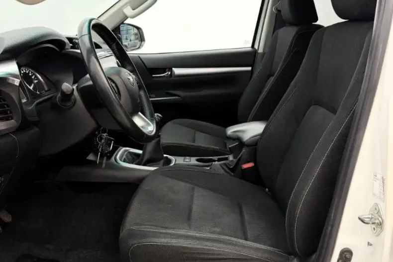 Toyota Hilux din 2021 cu 76.500 km - oferta TOY176201 - foto 17