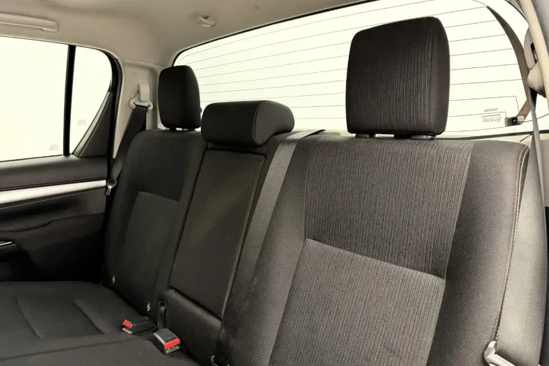 Toyota Hilux din 2021 cu 76.500 km - oferta TOY176201 - foto 23