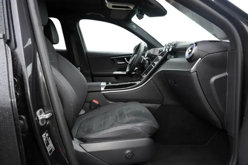 Mercedes-Benz GLC 400 din 2024 cu 12.060 km - oferta MER176204 - foto 5