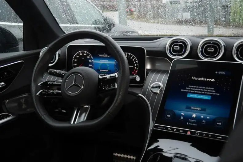 Mercedes-Benz GLC 400 din 2024 cu 12.060 km - oferta MER176204 - foto 8