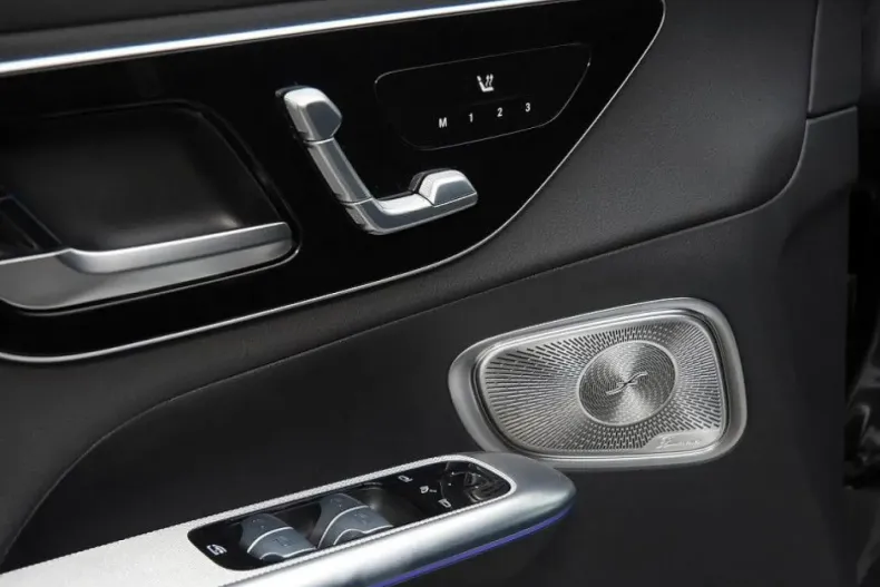 Mercedes-Benz GLC 400 din 2024 cu 12.060 km - oferta MER176204 - foto 14