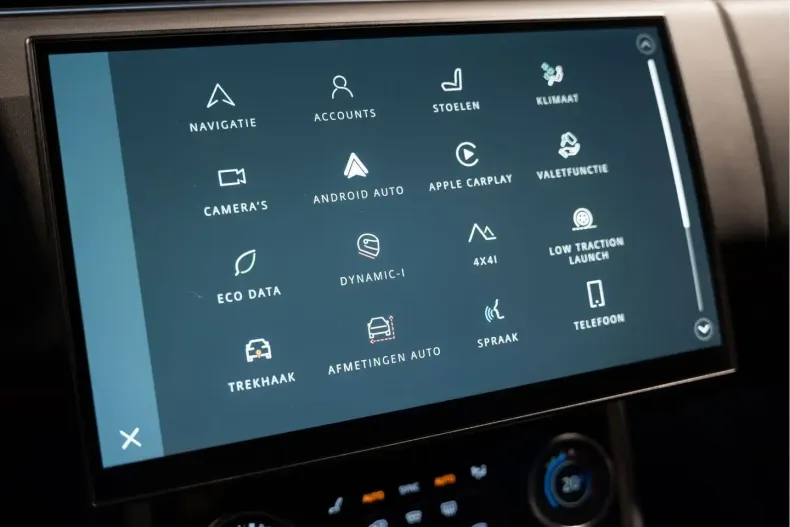 Land Rover Range Rover din 2023 cu 28.014 km - oferta LAN176211 - foto 33