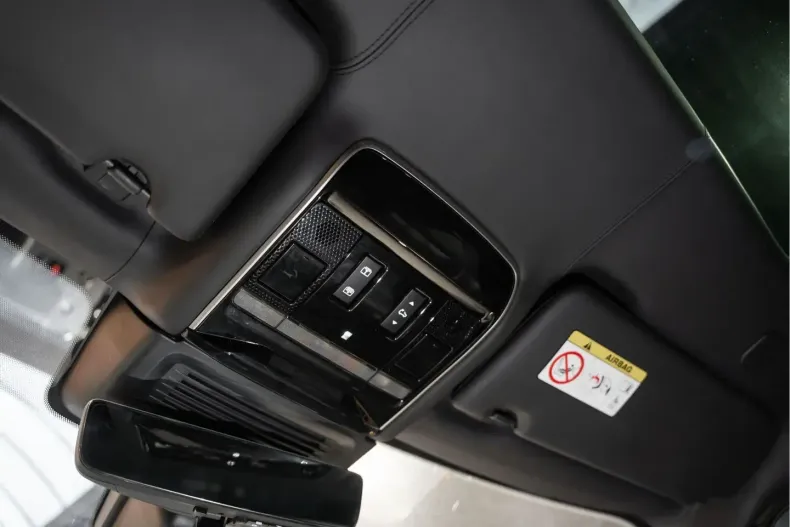 Land Rover Range Rover din 2023 cu 28.014 km - oferta LAN176211 - foto 42