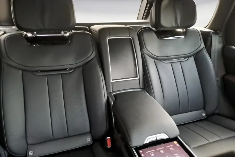 Land Rover Range Rover din 2025 cu 7.500 km - oferta LAN176212 - foto 5