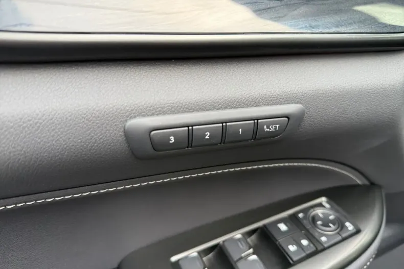 Lexus NX 350h din 2024 cu 19.030 km - oferta LEX176213 - foto 28