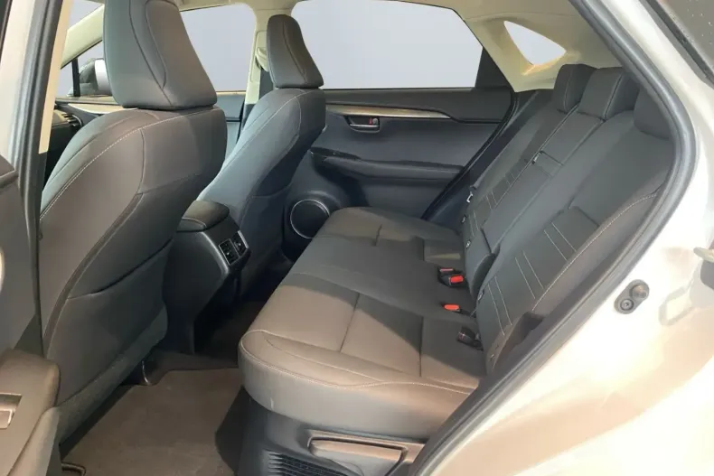 Lexus NX 300 din 2021 cu 33.829 km - oferta LEX176214 - foto 17