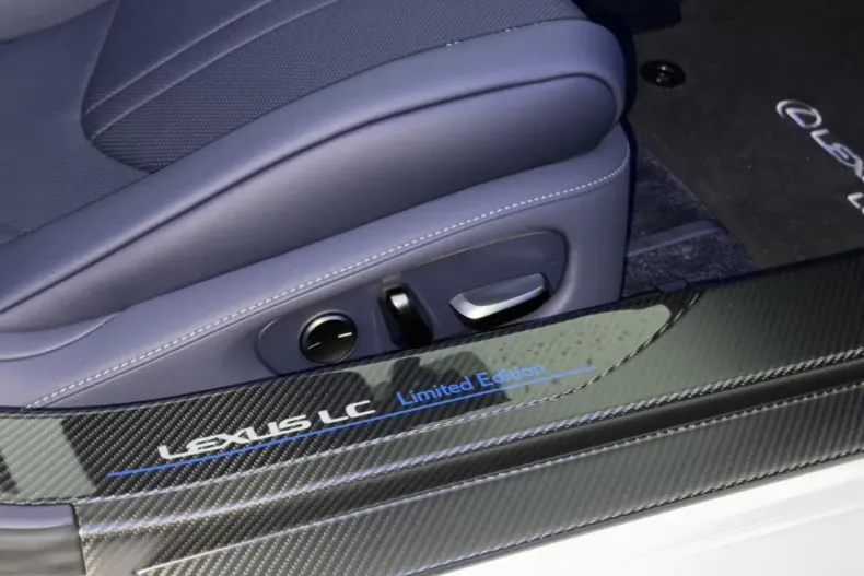Lexus LC 500 din 2024 cu 5.070 km - oferta LEX176216 - foto 7
