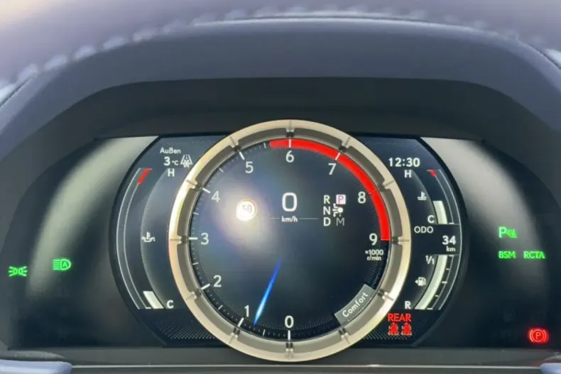 Lexus LC 500 din 2024 cu 5.070 km - oferta LEX176216 - foto 11