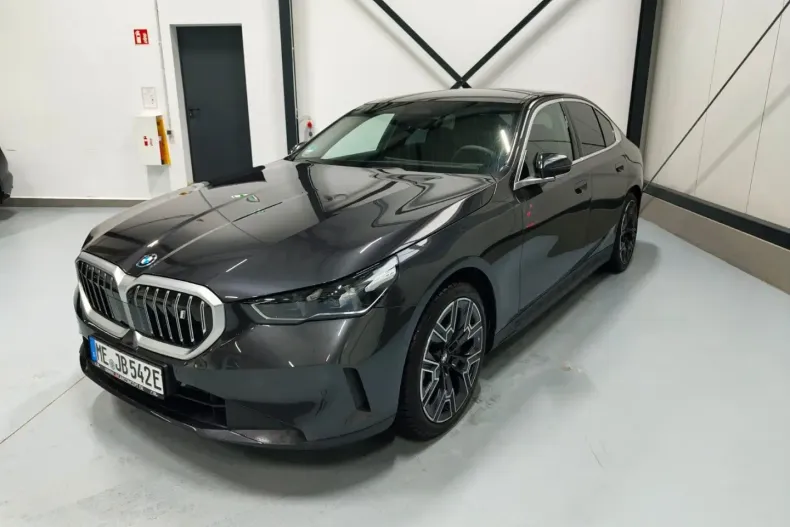 BMW i5 din 2023 cu 34.500 km - oferta BMW176220 - foto 3