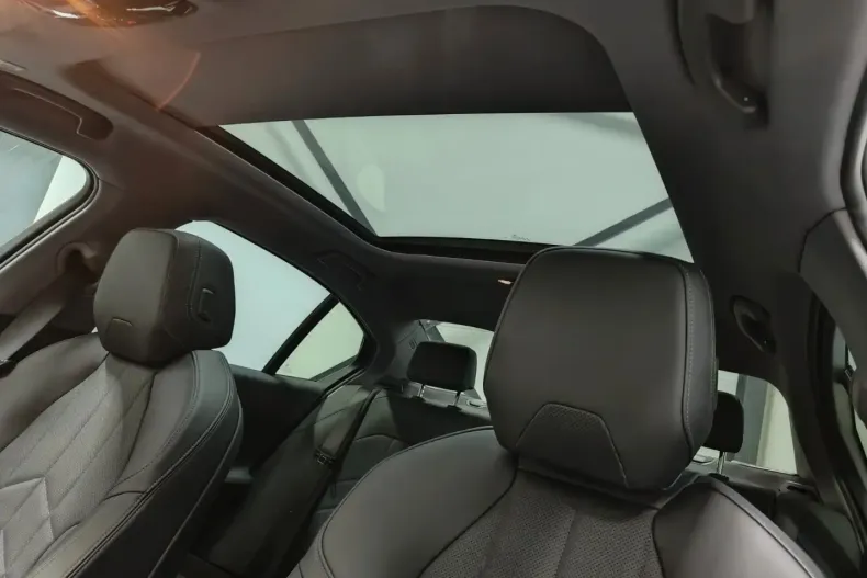 BMW i5 din 2023 cu 34.500 km - oferta BMW176220 - foto 13