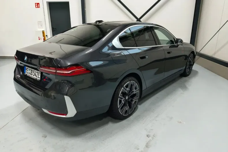 BMW i5 din 2023 cu 34.500 km - oferta BMW176220 - foto 16