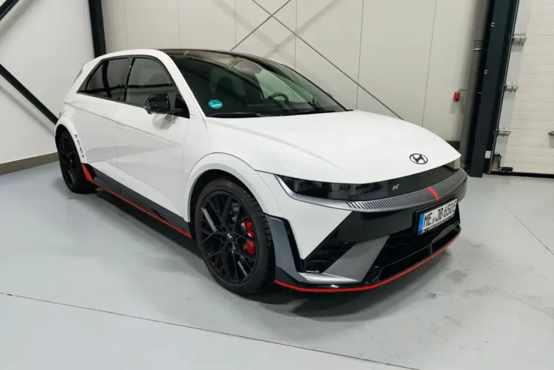 Hyundai IONIQ 5 din 2024 cu 19.990 km - oferta HYU176221 - foto 1