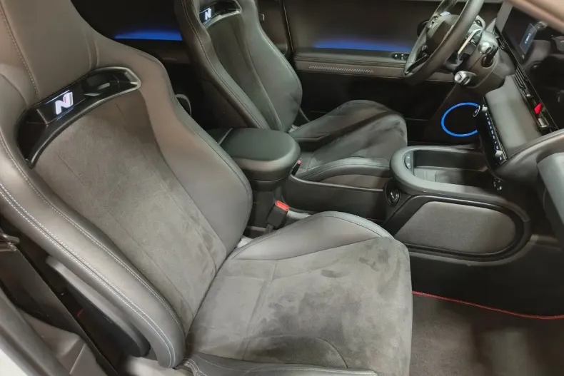 Hyundai IONIQ 5 din 2024 cu 19.990 km - oferta HYU176221 - foto 4