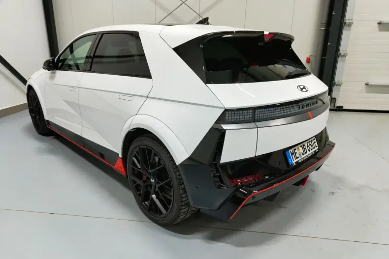 Hyundai IONIQ 5 din 2024 cu 19.990 km - oferta HYU176221 - foto 14