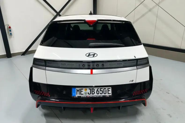 Hyundai IONIQ 5 din 2024 cu 19.990 km - oferta HYU176221 - foto 15