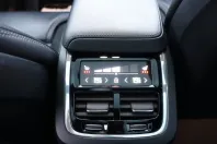 Volvo XC60 din 2022 cu 73.900 km - oferta VOL176226 - foto 15