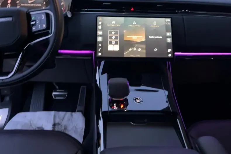 Land Rover Range Rover Sport din 2025 cu 10.584 km - oferta LAN176229 - foto 12