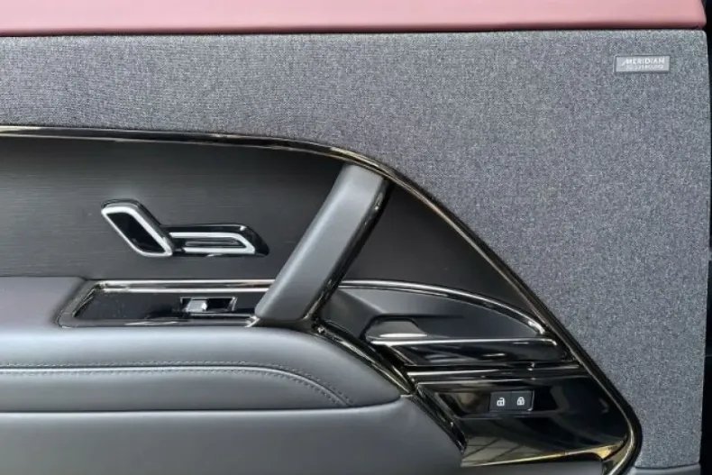 Land Rover Range Rover Sport din 2024 cu 12.816 km - oferta LAN176230 - foto 17