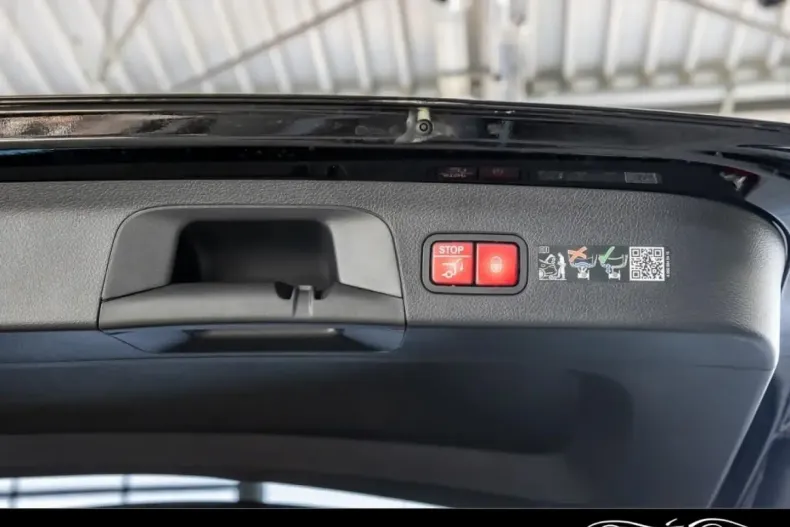 Mercedes-Benz GLS 450 din 2025 cu 14.000 km - oferta MER176233 - foto 8