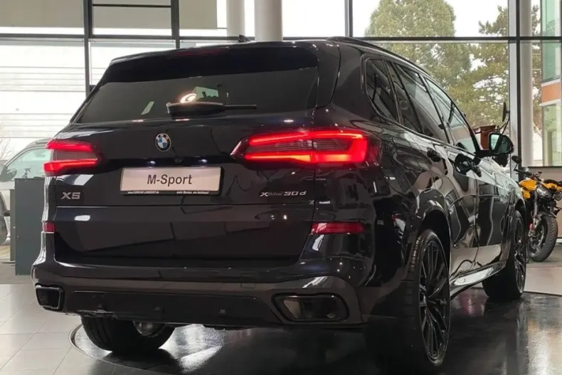 BMW X5 din 2022 cu 83.704 km - oferta BMW176236 - foto 3