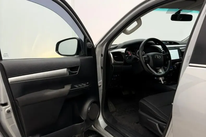 Toyota Hilux din 2021 cu 91.600 km - oferta TOY176237 - foto 26