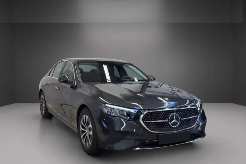 Mercedes-Benz E 200 din 2024 cu 706 km - oferta MER176239 - foto 3