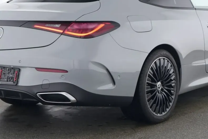 Mercedes-Benz CLE 200 din 2024 cu 12.206 km - oferta MER176242 - foto 4