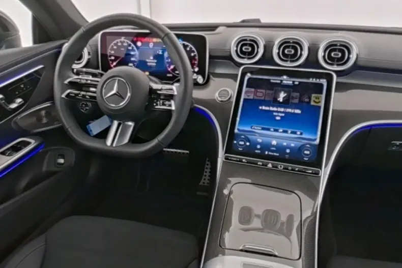 Mercedes-Benz CLE 200 din 2024 cu 12.206 km - oferta MER176242 - foto 7